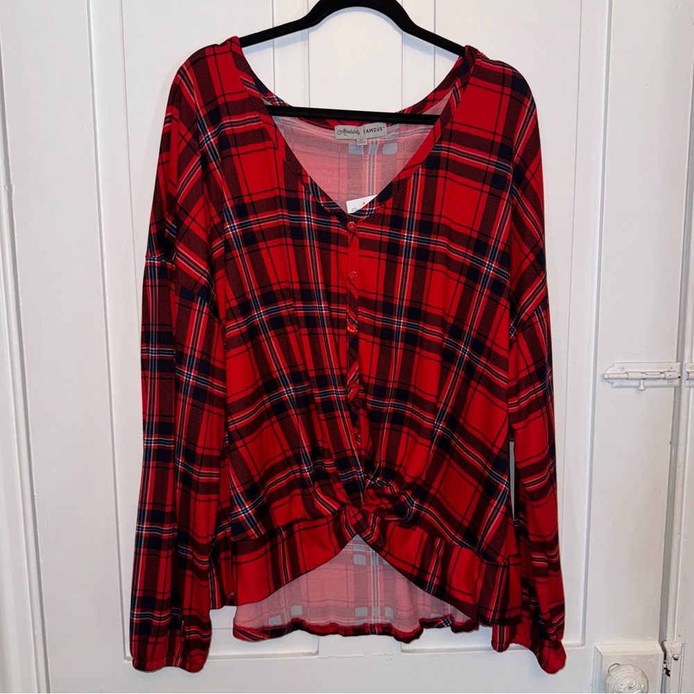 ✨absolutely famous red multicolor plaid long sleeve top✨